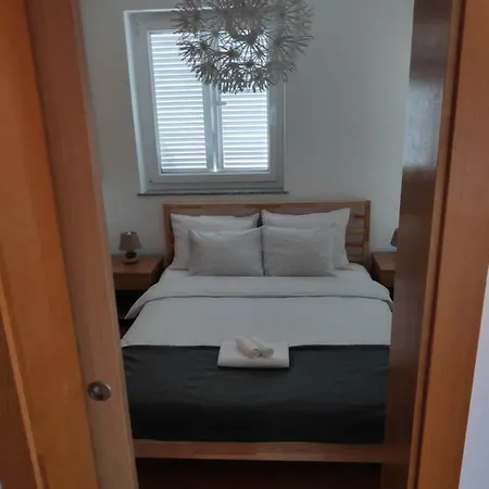 Sabljo Apartment *